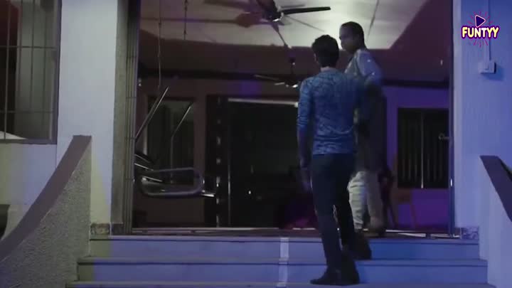 Screenshot Of Bazaar (2025) Hindi Season 01 Episodes 1 TO 2 Funtyy WEB Series