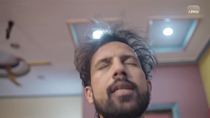 Screenshot Of Chalak Buddha (2026) Hindi Season 1 Episodes 1 To 4 Akkuott WEB Series