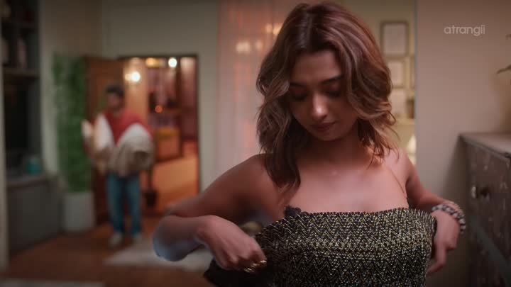 Screenshot Of Cockpit (2026) Hindi Season 1 Part 3 Atrangii WEB Series