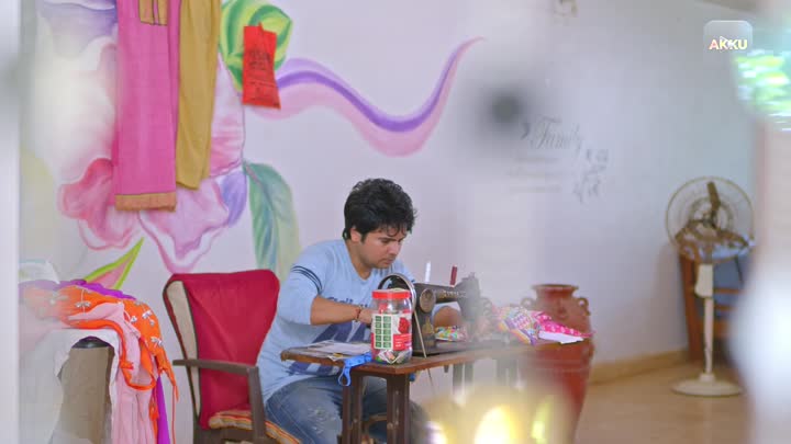 Screenshot Of Darji Raja (2025) Hindi Season 1 Episodes 1 To 2 Akkuott WEB Series