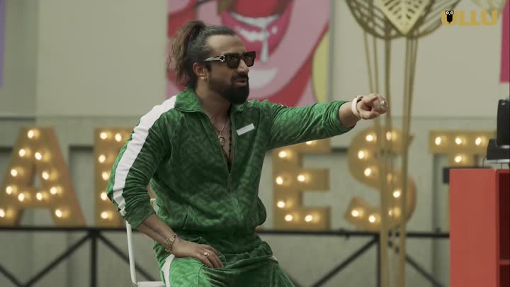 Screenshot Of House Arrest (2025) Hindi Season 01 Episodes 6 ULLU WEB Series