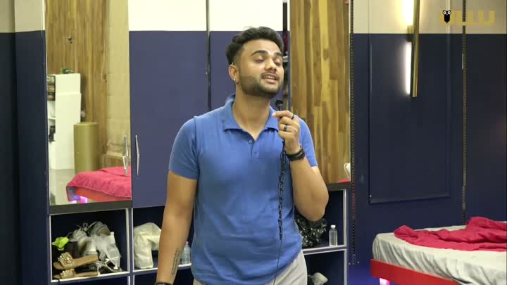 Screenshot Of House Arrest (2025) Hindi Season 01 Episodes 8 ULLU WEB Series