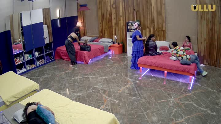 Screenshot Of House Arrest (2025) Hindi Season 01 Episodes 9 ULLU WEB Series