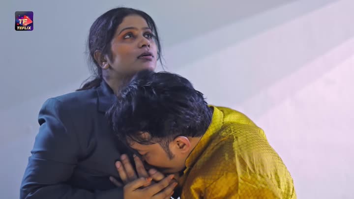 Screenshot Of Junun (2025) Hindi Season 01 Episodes 3 To 4 TeFlix WEB Series
