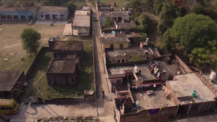 Screenshot Of Kitty Kamwali (2026) Hindi Season 01 Complete WOOW WEB Series