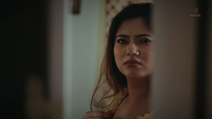 Screenshot Of Lafanga Dil (2025) Hindi Season 01 Episodes 1 To 4 Atrangii WEB Series