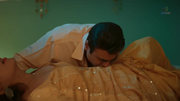 Screenshot Of Lafanga Dil (2025) Hindi Season 01 Episodes 1 To 4 Atrangii WEB Series