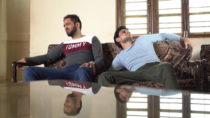 Screenshot Of Lambi Race Ki Ghodhi (2025) Hindi Season 1 Episodes 1 To 2 Akkuott WEB Series
