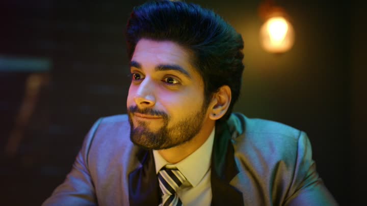 Screenshot Of Lets Play Blind (2025) Hindi (Season 01 Complete ) Hungama WEB Series