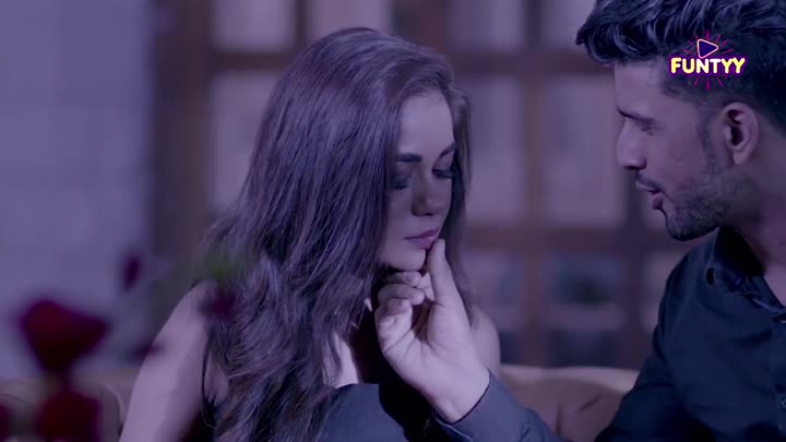 Screenshot Of Love And War (2025) Hindi Funtyy Short Films