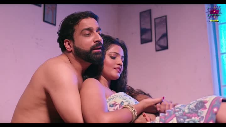 Screenshot Of Naughty Forty (2024) Hindi Season 01 Part 01 WOW Entertainment WEB Series