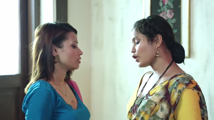 Screenshot Of Nayi Naveli (2026) Hindi Season 1 Episodes 1 TO 2 UNRATED WEB Series