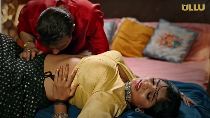 Screenshot Of Parda Hai Parda (2026) Hindi Season 01 Part 02 ULLU WEB Series