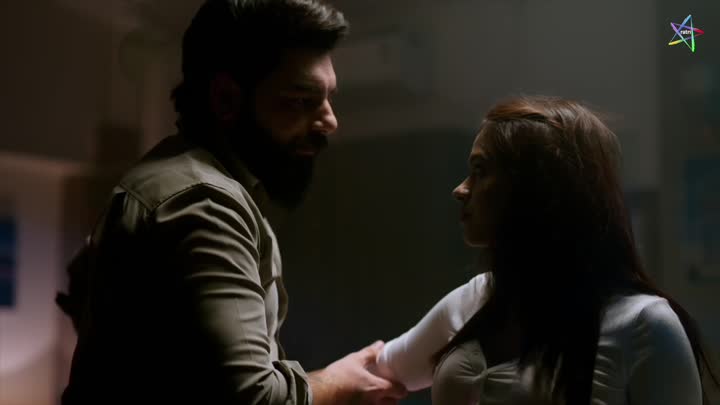 Screenshot Of Performance (2025) Hindi Season 01 Episodes 01 To 02 Ratri WEB Series