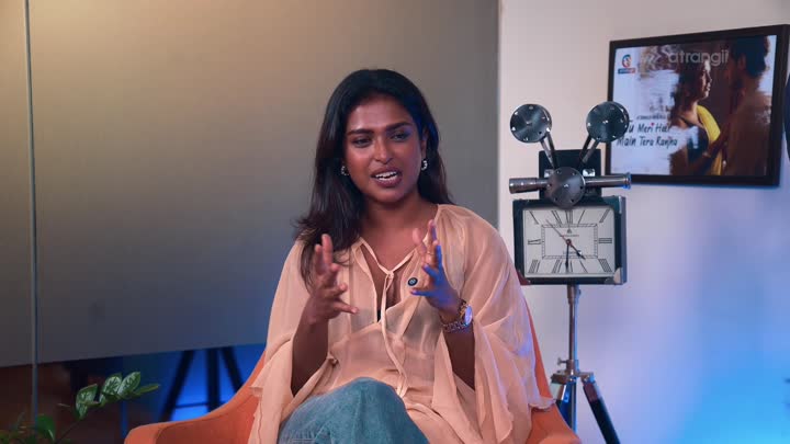 Screenshot Of Poulomi Das (2026) Hindi Atrangii Talks Series