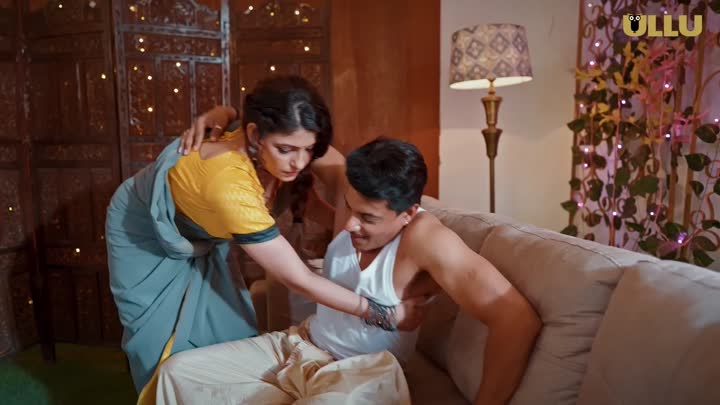 Screenshot Of Raat Baaki Baat Baaki (2025) Hindi Season 01 Part 01 ULLU WEB Series