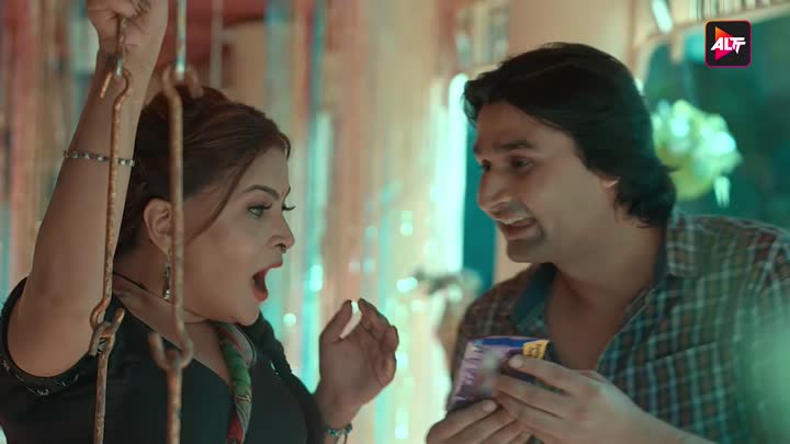 Screenshot Of Rangeen Kahaniyan (Garam Masala) (2025) Hindi Season 22 Episodes 1 TO 4 Added AltBalaji WEB Serie