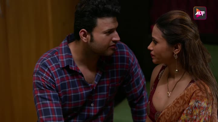 Screenshot Of Rangeen Kahaniyan (Waris) (2025) Hindi Season 33 Complete AltBalaji WEB Series
