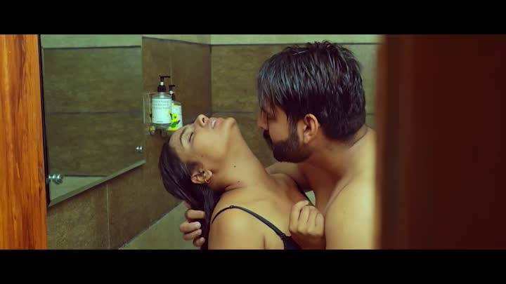 Screenshot Of Romantic Shower (2025) Hindi Uncut Short Films