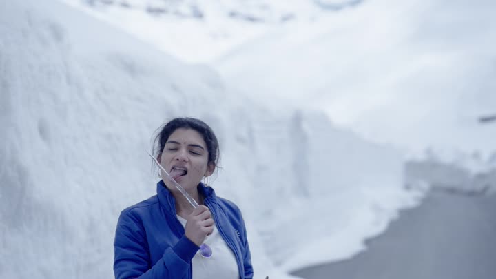 Screenshot Of Sensual Show (2025) Hindi ResmiNair Short Films