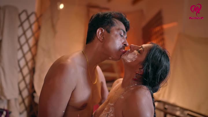 Screenshot Of Silk (2025) Hindi Season 01 Episodes 1 To 6 Makhan WEB Series