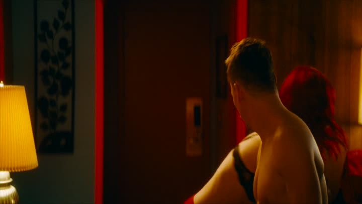 Screenshot Of Strange Darling (2023) English Adult Movies
